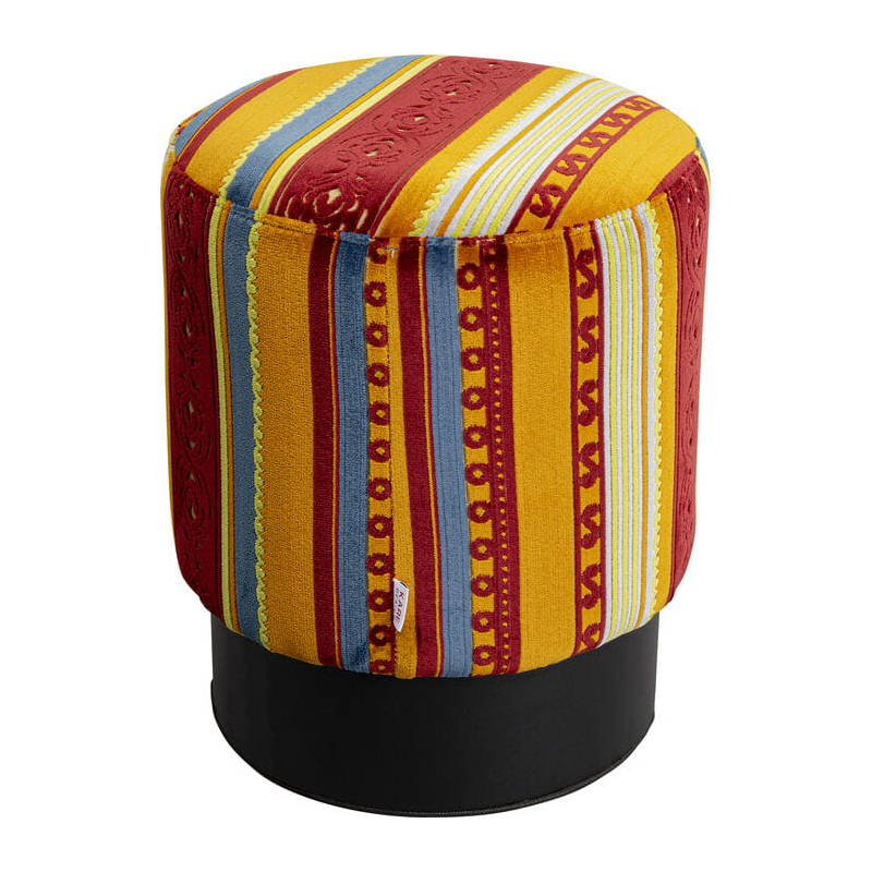 puf Cherry Very British, puf Kare Design, kolorowy puf, puf do salonu